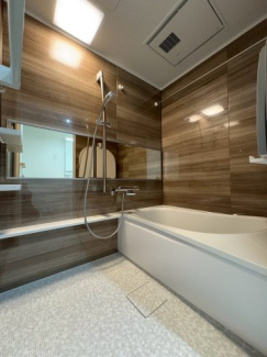 ゆったり過ごせるお風呂です