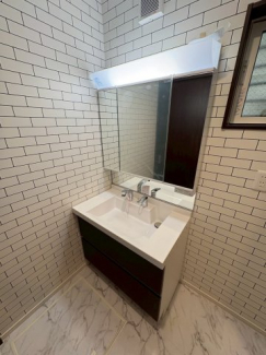 【独立洗面台】