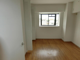 ファミリアル門戸の画像