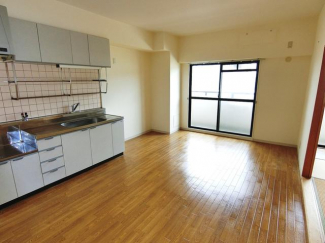 ファミリアル門戸の画像