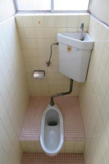 １階事務所のトイレ