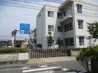 松山市立余土小学校まで388m