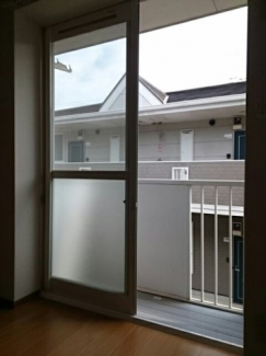 【バルコニー】