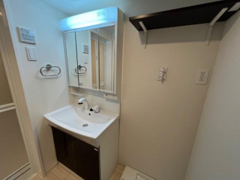 洗髪洗面化粧台