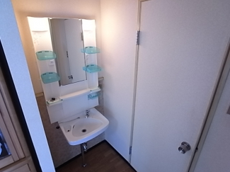 【洗面所】