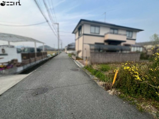 【前面道路含む現地写真】