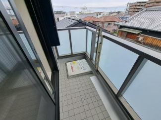 【バルコニー】