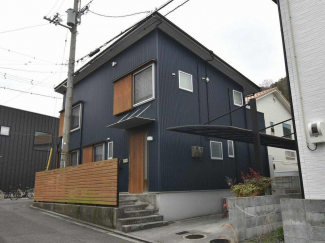 外観を北西側より撮影