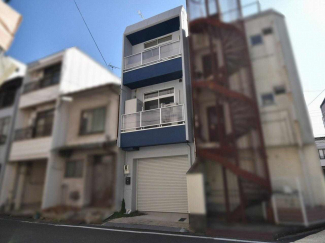 外観を北西側より撮影