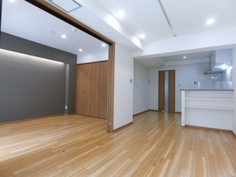 【居間・リビング】