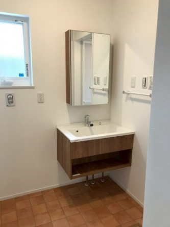 甲賀市甲南町希望ヶ丘4丁目　中古戸建の画像