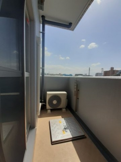 【バルコニー】