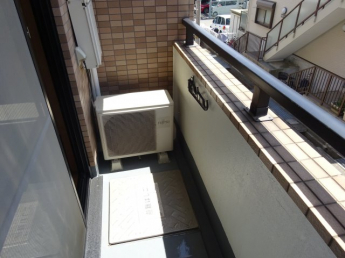 【バルコニー】