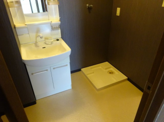 【洗面所】