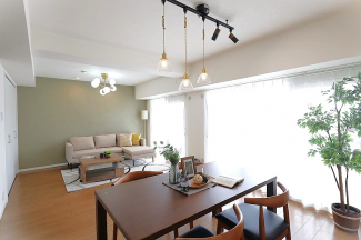 【居間・リビング】