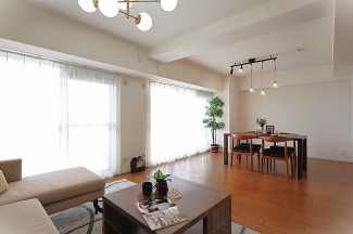 【居間・リビング】