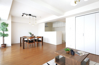 【居間・リビング】