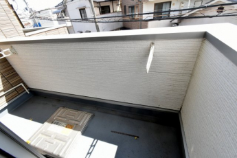 【バルコニー】