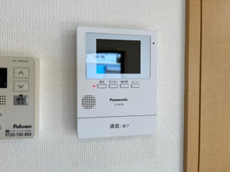 カメラ付インターホン