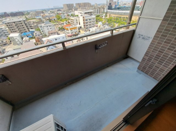 【バルコニー】