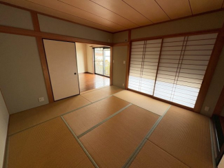 明るい和室です