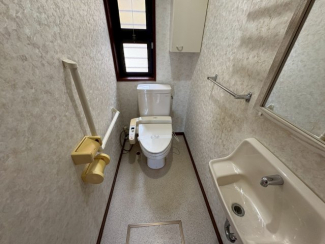 落ち着いたトイレです