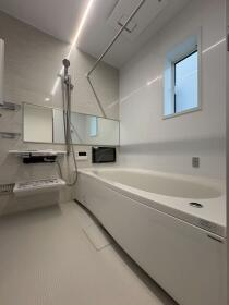 落ち着いた空間のお風呂です