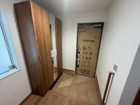 毎日通る玄関はこちらです