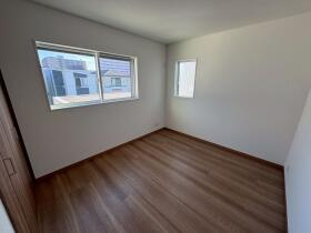 個人の部屋や寝室として使える洋室です