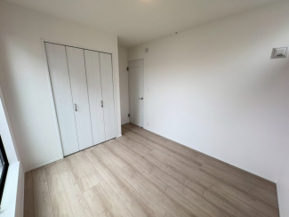 ゆったりした洋室です