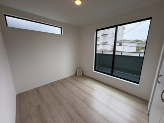 個人の部屋や寝室として使える洋室です