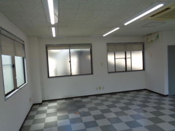 進和ビルの画像