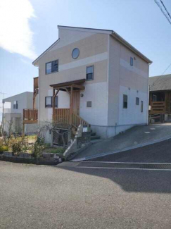 南あわじオーシャンビュータウン晴海ヶ丘分譲地内の別荘の画像