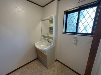 松山市居相６丁目の中古一戸建ての画像