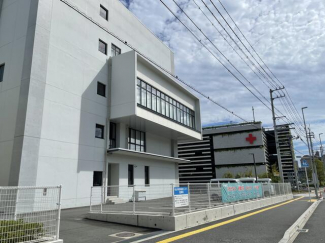 松山赤十字病院まで714m