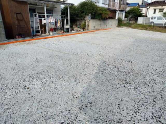 松山市西石井１丁目の駐車場の画像