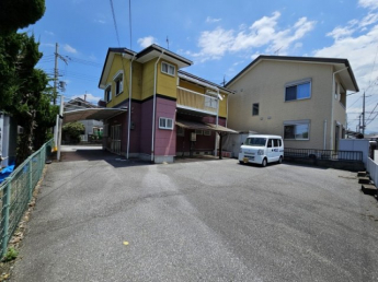 敷地約80坪　両面道路で隣が公園の店舗付き住宅の画像