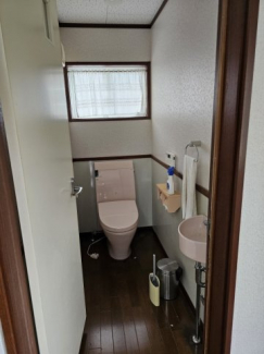 ２階のトイレです