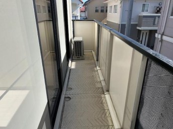 【バルコニー】