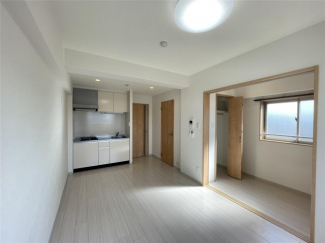 【居間・リビング】