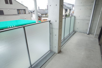 【バルコニー】