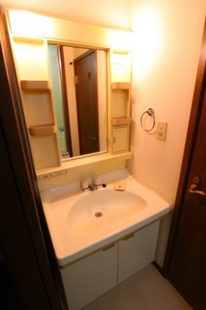 【洗面所】