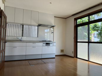 【居間・リビング】