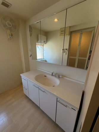 【独立洗面所】