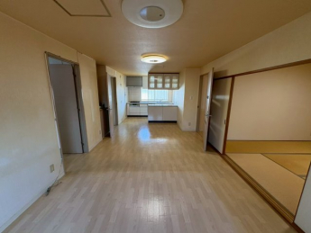 【居間・リビング】