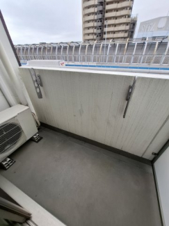 【バルコニー】