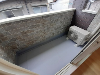 【バルコニー】