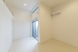 ゆったり過ごせるリビングです