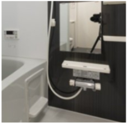 落ち着いた空間のお風呂です