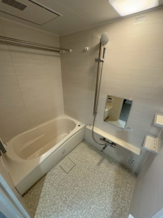 コンパクトで使いやすいお風呂です